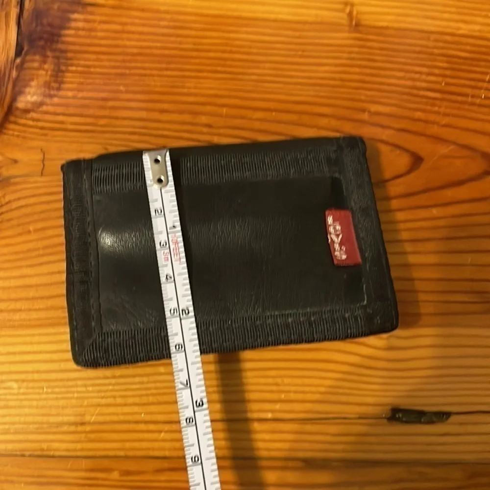 Levi’s Black compact folding wallet
